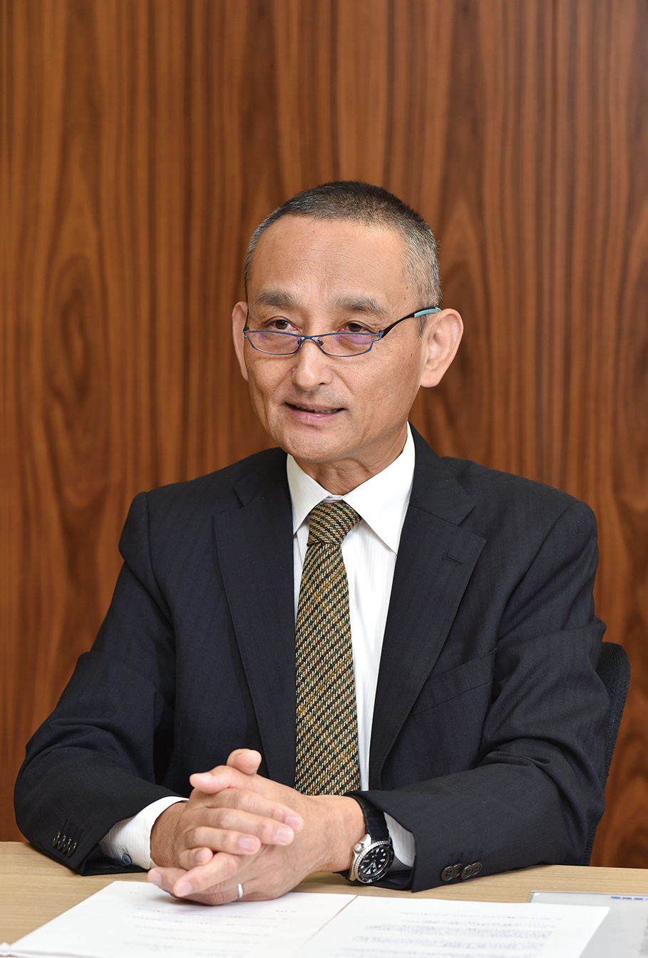 三重大学大学院医学系研究科 看護学専攻 基盤看護学領域 教授　成田 有吾 先生